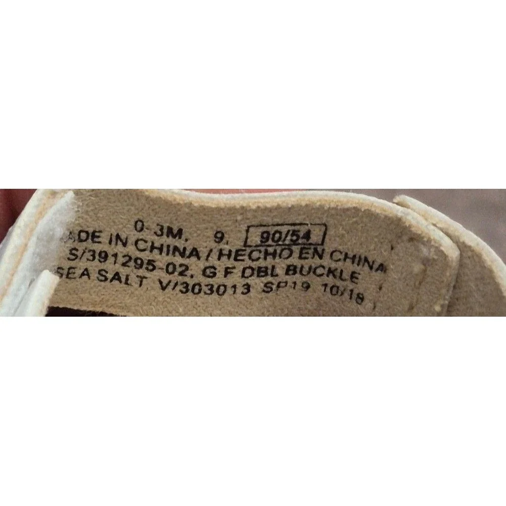 Old navy girls sandals size 0-3 like new